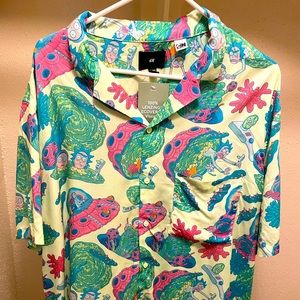 H&M Rick and Morty Button Up XXL, never worn.